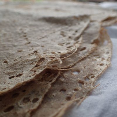 Farine de Blé Noir et de Froment de ferme du Menez Bré Louargat